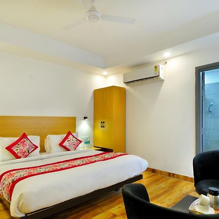 Hotel Emporio Near New Delhi Railway Station Exterior foto