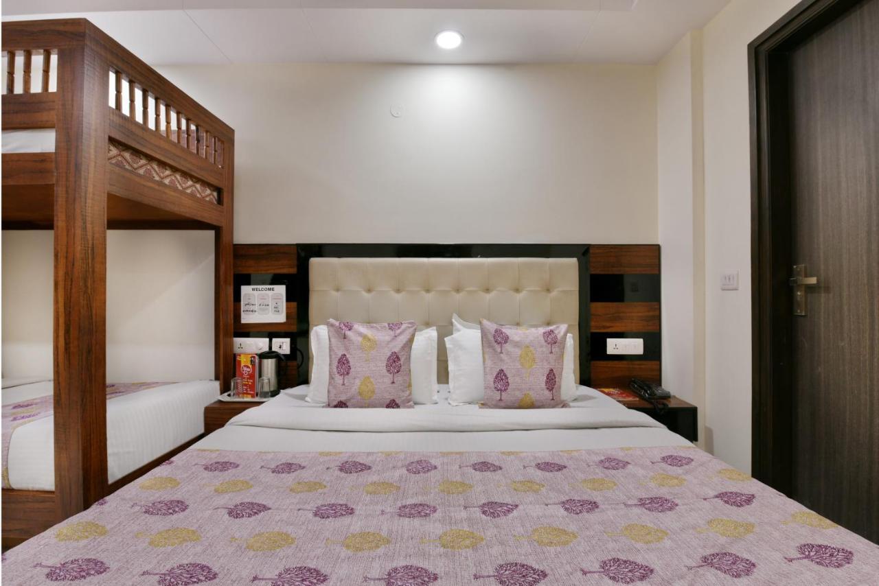 Hotel Emporio Near New Delhi Railway Station Exterior foto