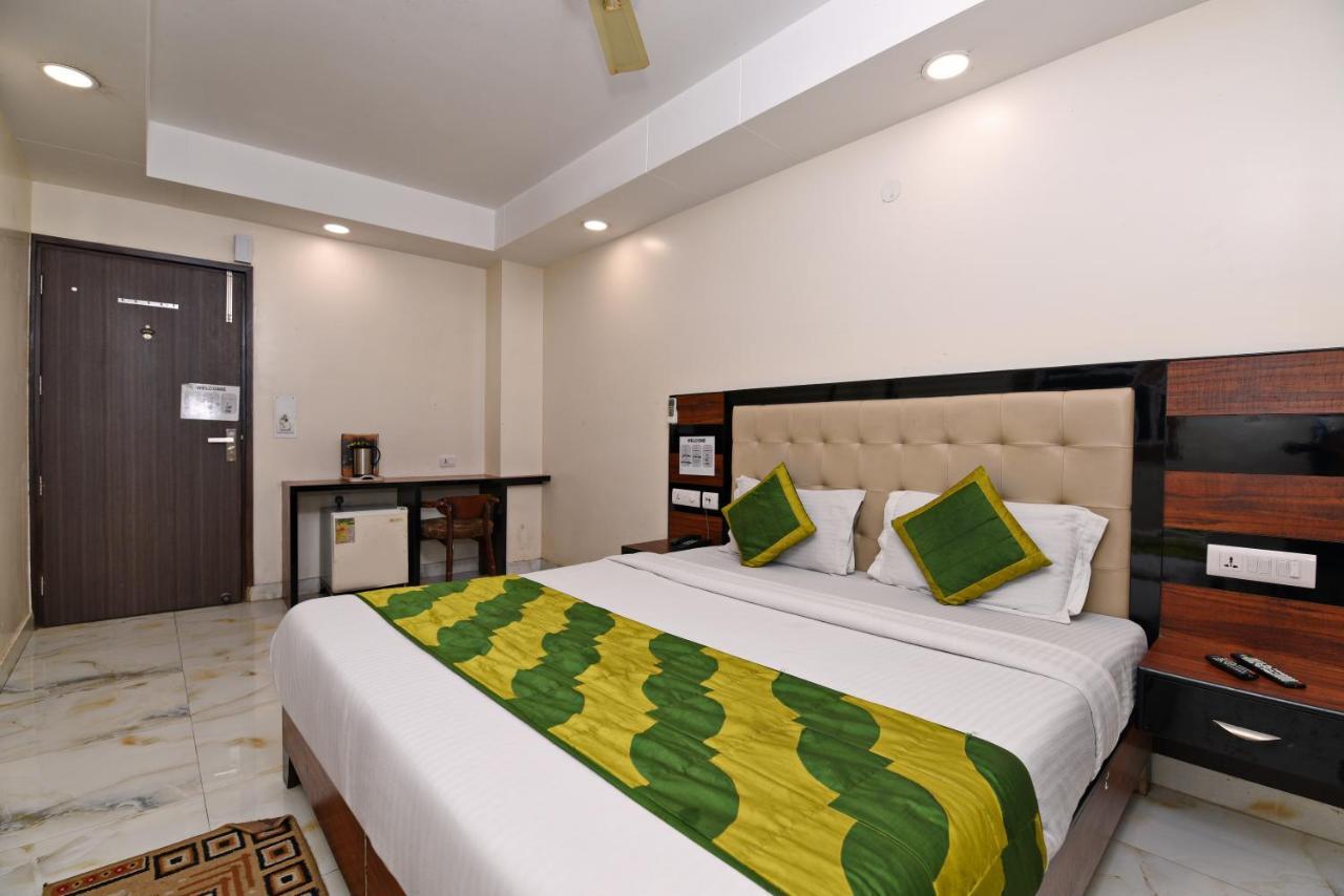 Hotel Emporio Near New Delhi Railway Station Exterior foto